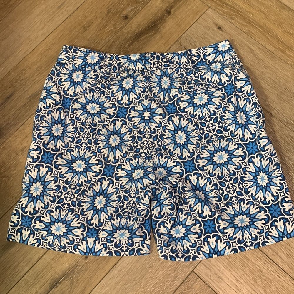 J.McLaughlin Patterned Shorts - image 7